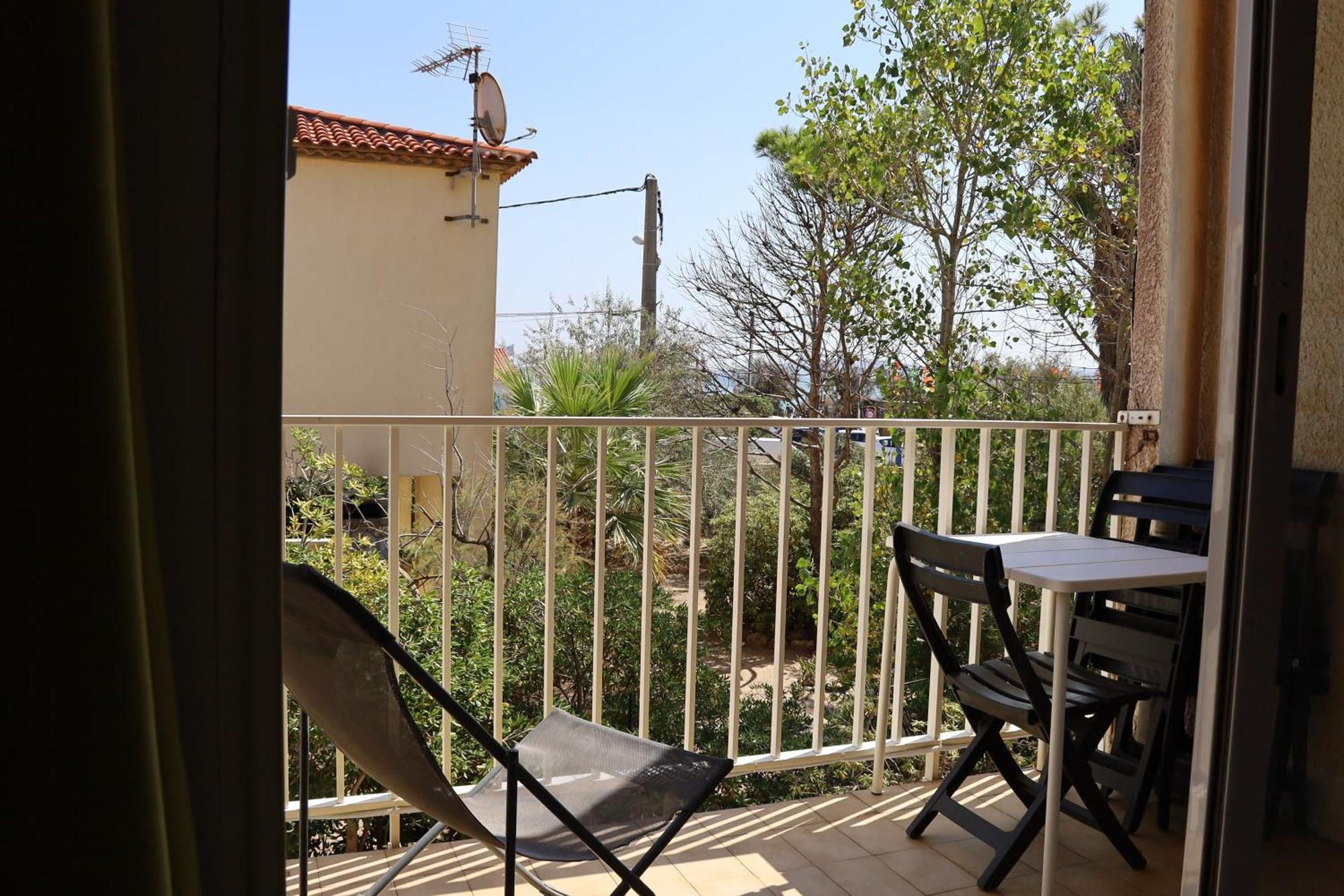 Appart Hyeres-Presqu'Ile De Giens-La Capte Exterior photo